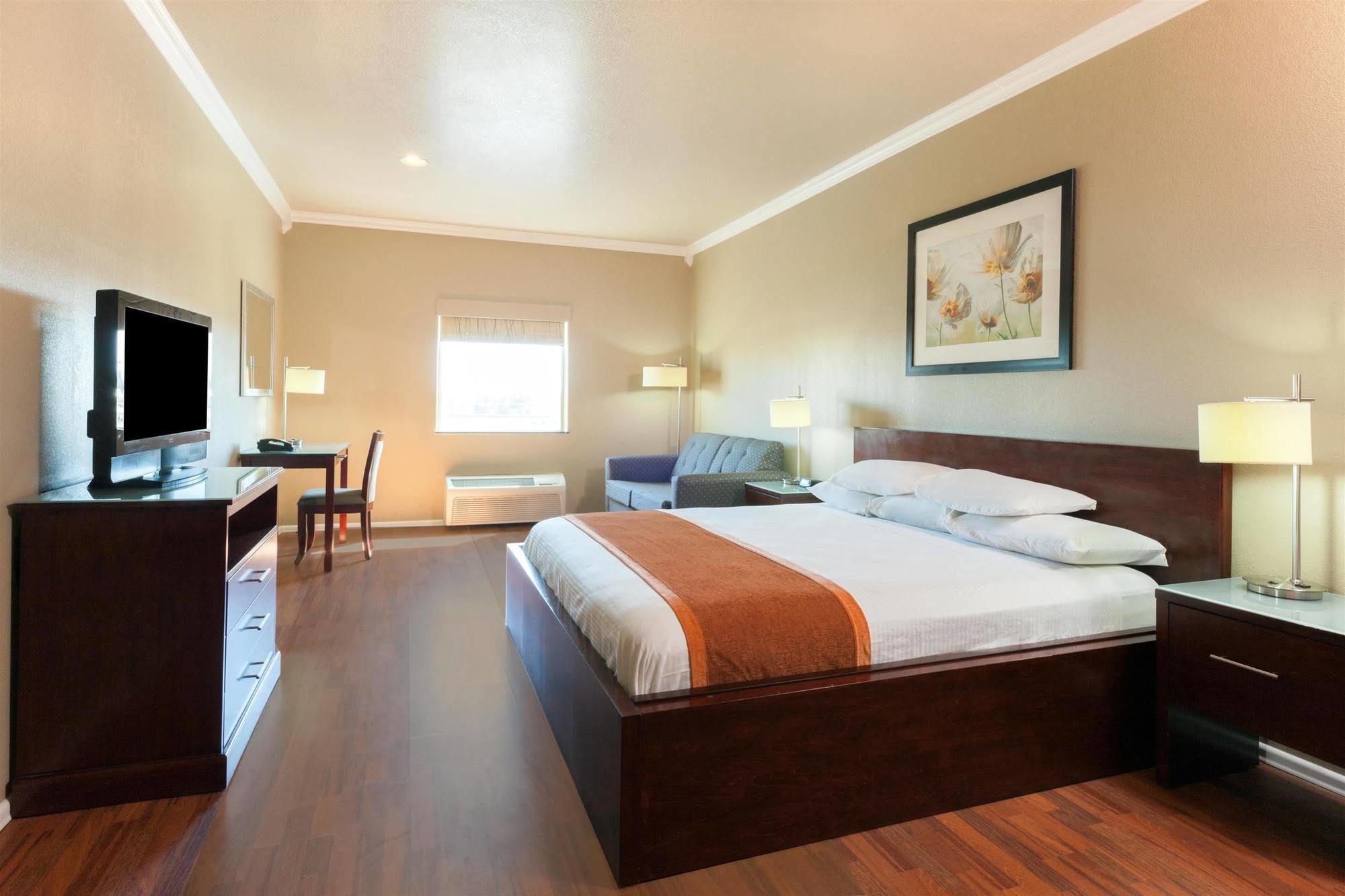 Lone Star Inn & Suites Groesbeck Extérieur photo