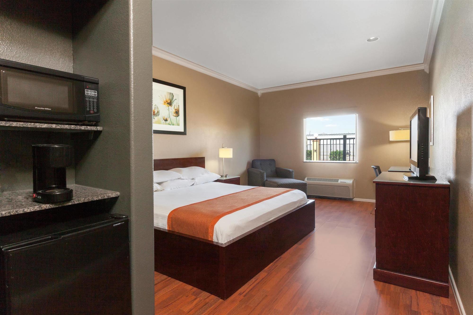 Lone Star Inn & Suites Groesbeck Extérieur photo